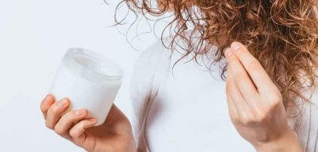 Como fazer reconstrução capilar para cabelos danificados